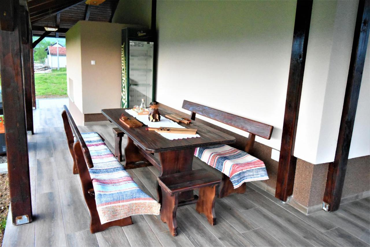 Guest House Tonka Otočac 外观 照片