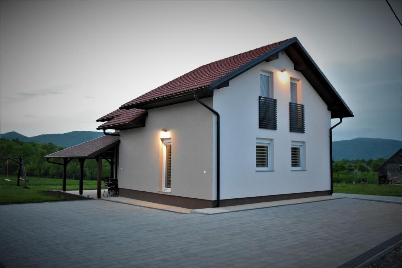 Guest House Tonka Otočac 外观 照片
