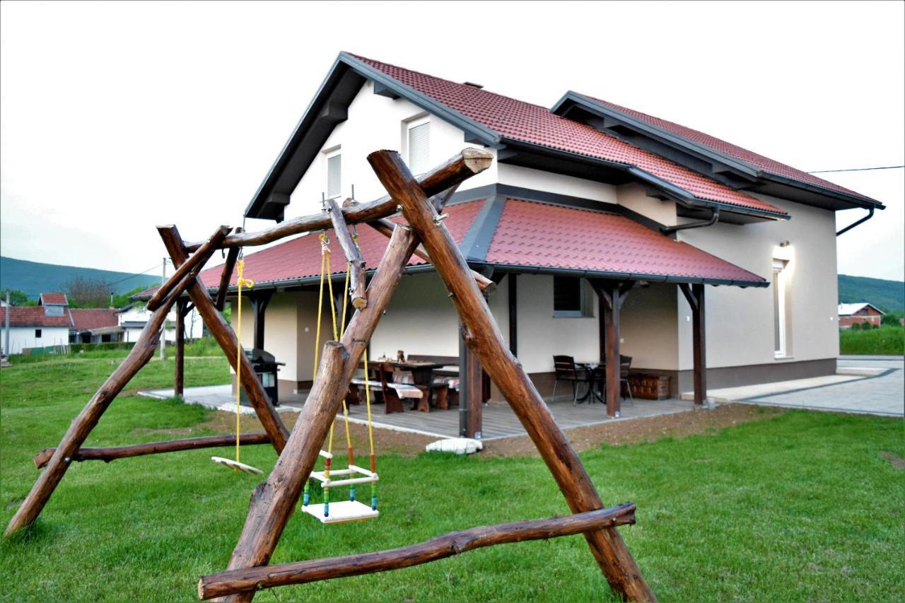Guest House Tonka Otočac 外观 照片